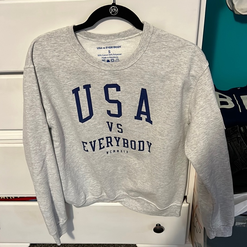 uswnt 2019 world cup sweatshirt